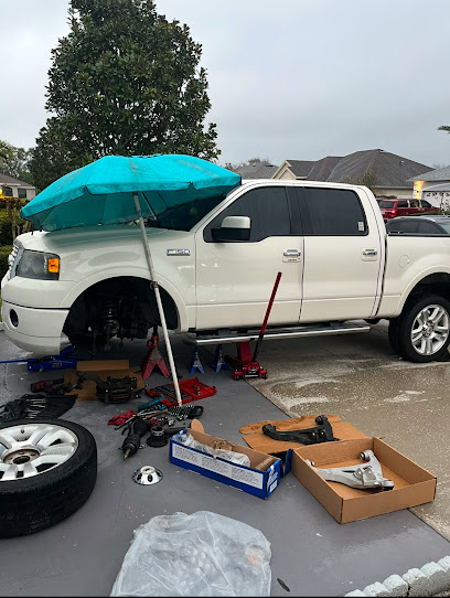 Gallery image 1 — semi truck mobile mechanic Orlando