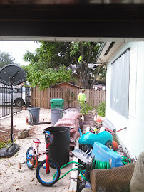 lawn fertilization JAG Lawn Maintenance Inc