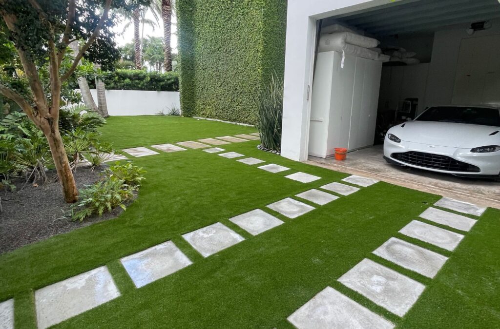 backyard putting green installation Fort Lauderdale, FL