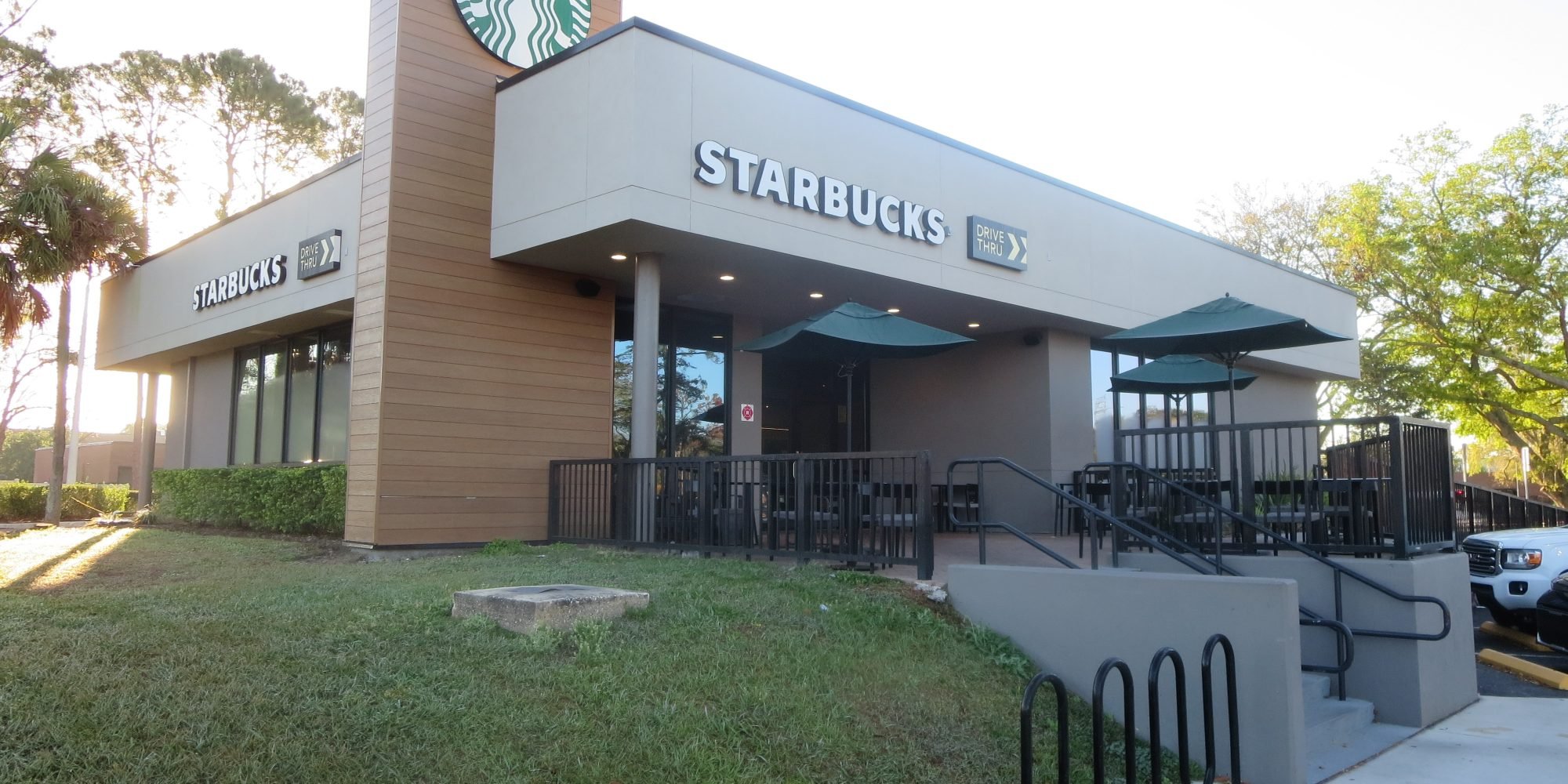 retaining wall contractors in Tampa