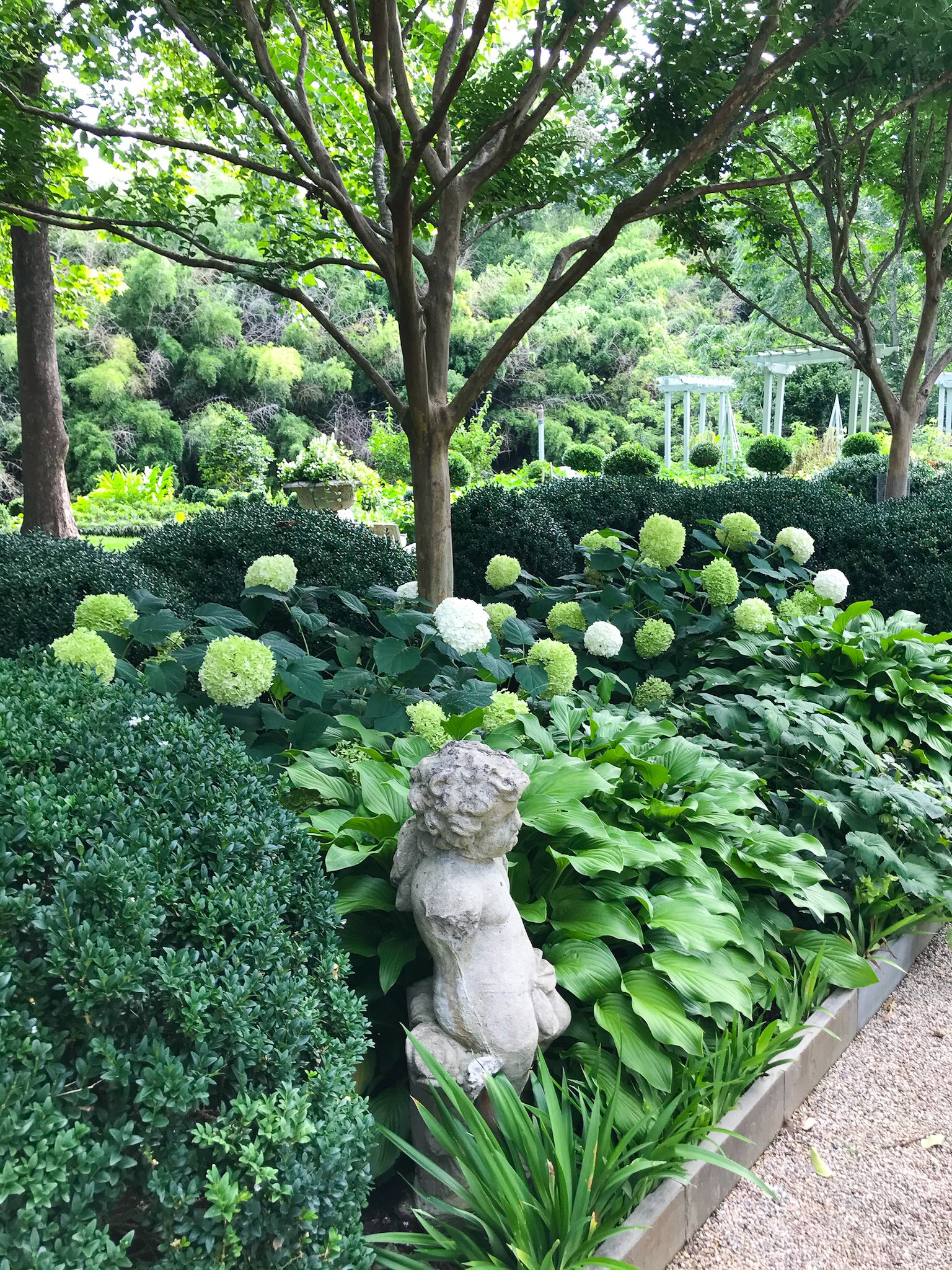 full-service landscaping Atlanta