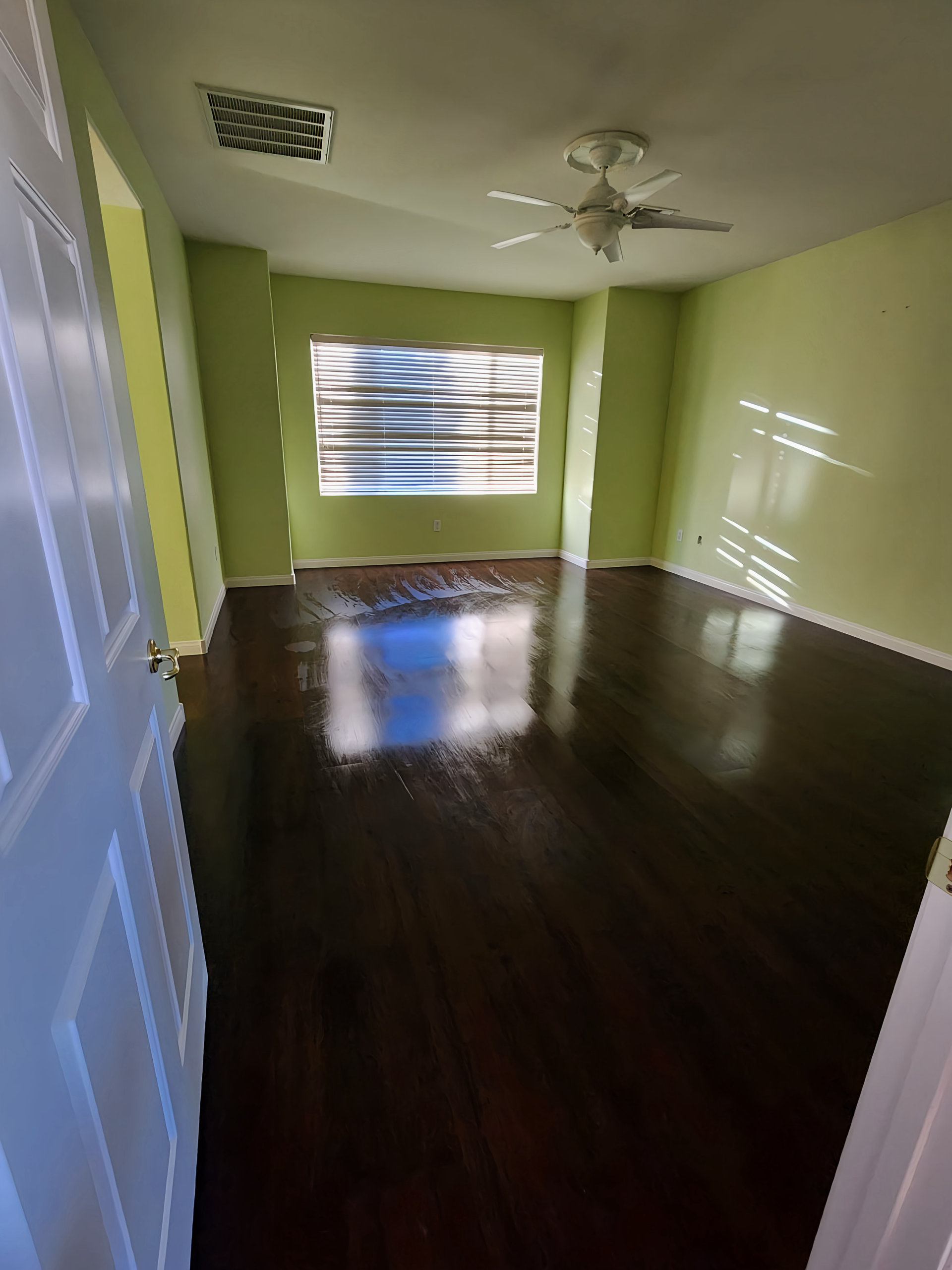 24/7 disaster restoration contractor Las Vegas