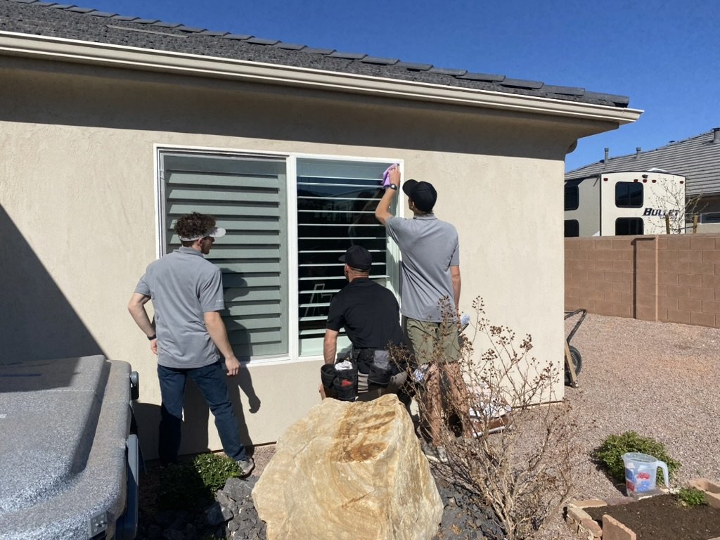 About commercial window cleaning Phoenix