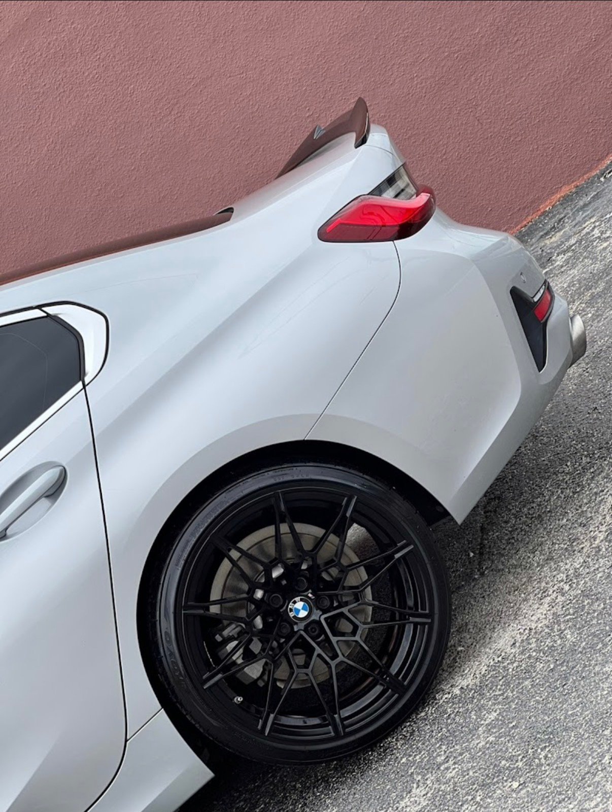 Gallery image 1 — full car detail Oak Ridge