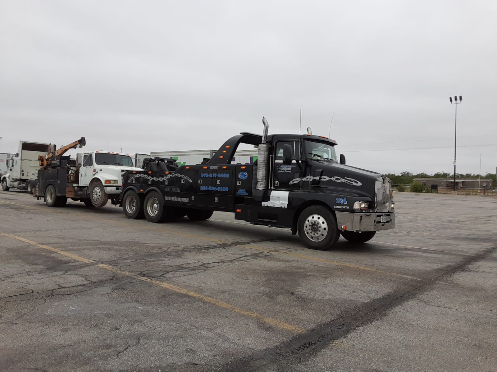 Gallery image 16 — box truck towing Dallas