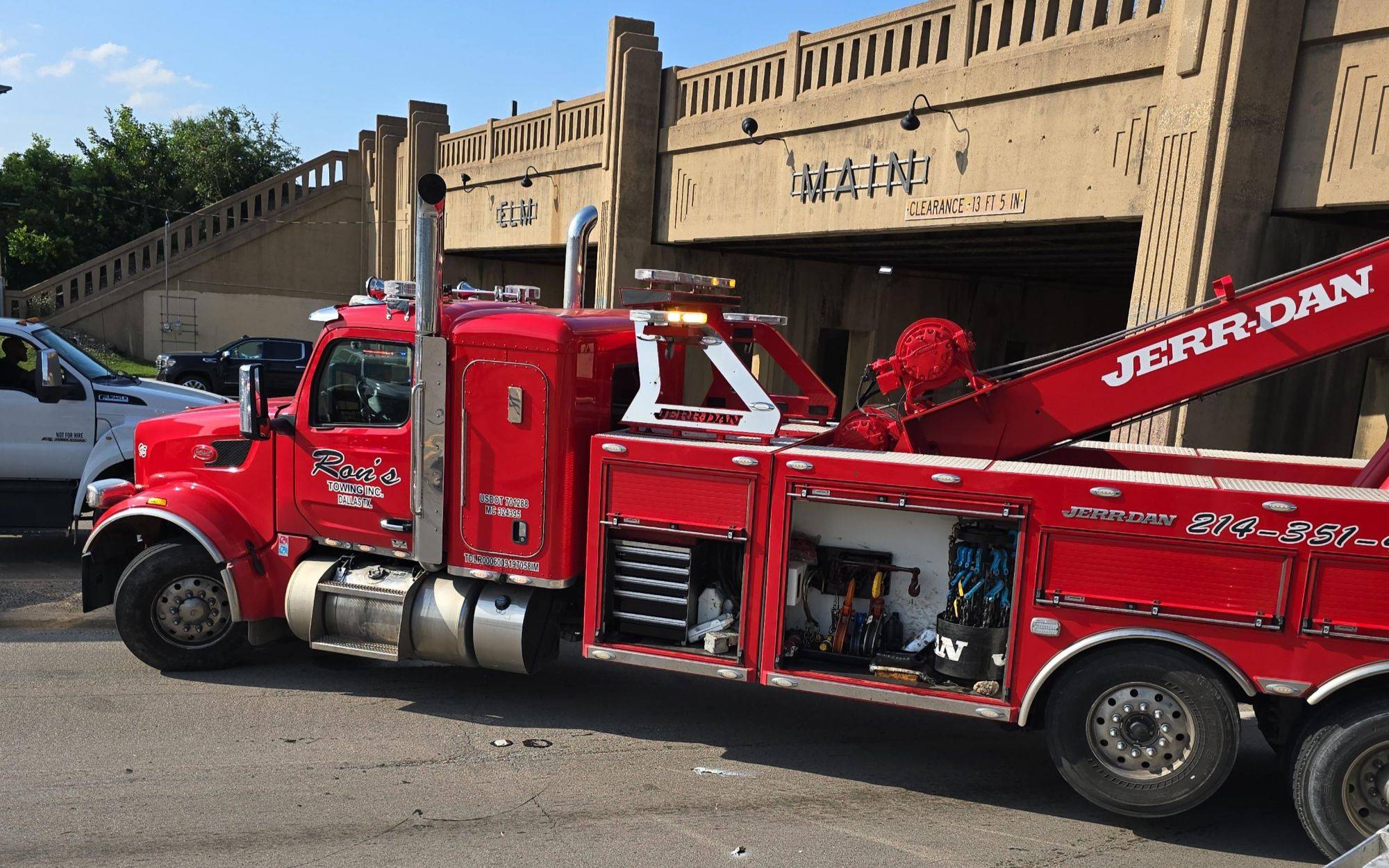 Gallery image 1 — heavy duty towing Dallas
