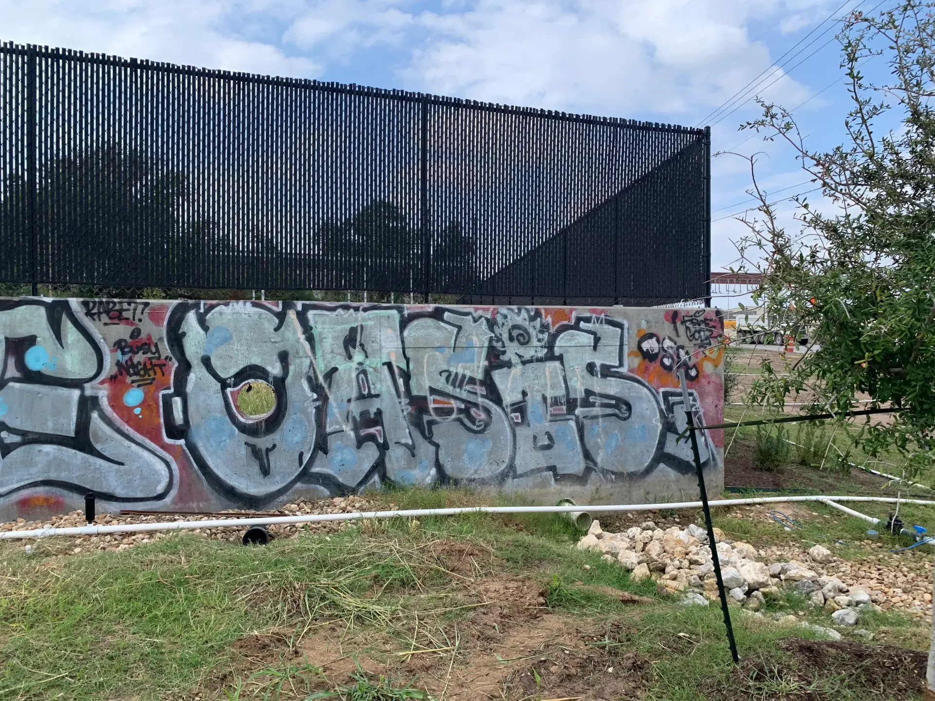 About graffiti removal service Austin