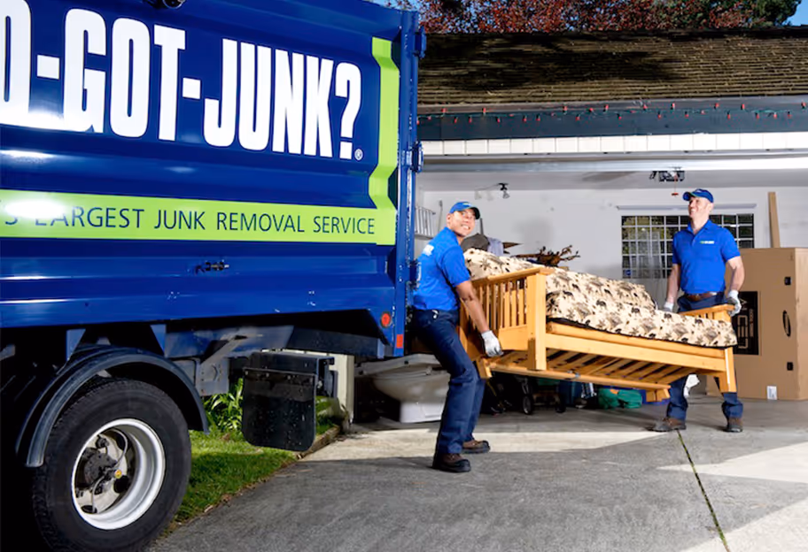 furniture removal Orlando photo