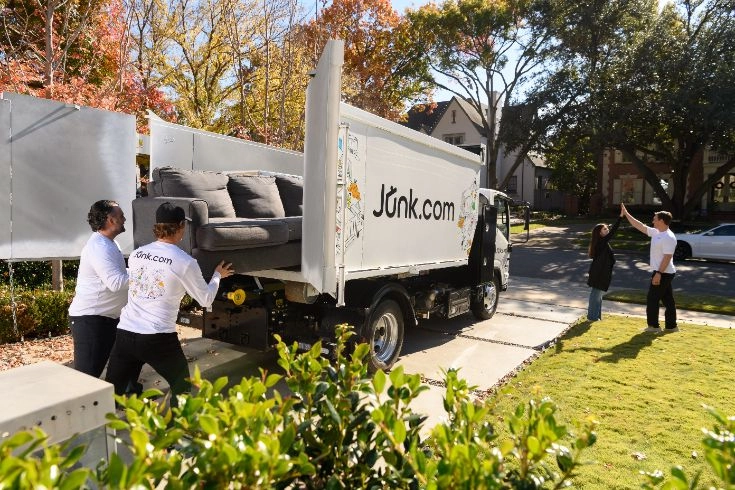 same-day junk removal International Drive photo