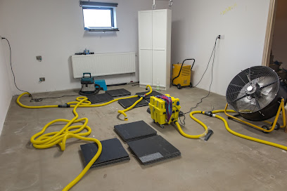 emergency water damage repair Dallas photo