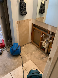 water damage cleanup American Water Damage of DFW photo