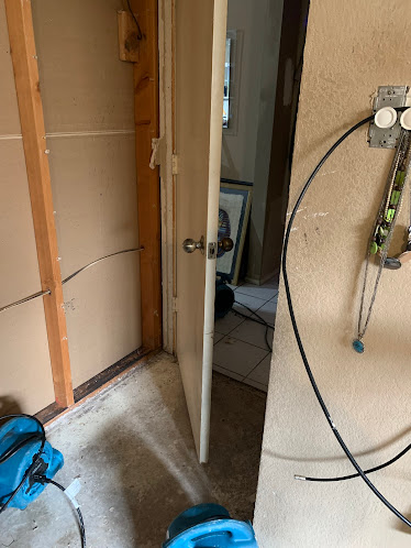 water damage cleanup American Water Damage of DFW photo