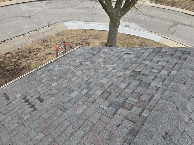 roof repair Chicago photo