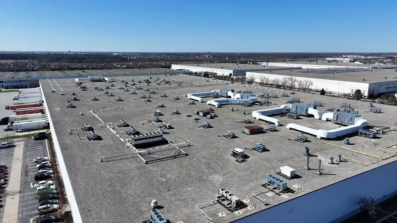 roof replacement in Naperville photo