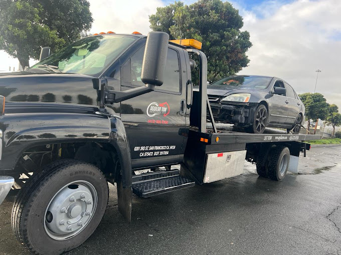 Aguilar Tow Services LLC of San Francisco, California photo