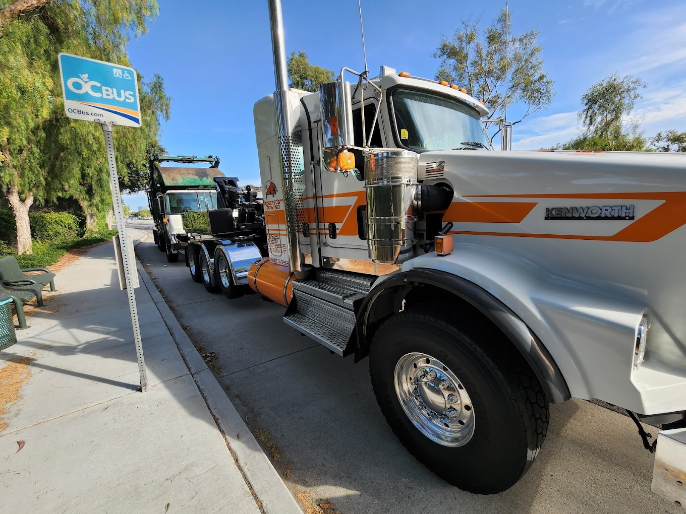 Alberto’s Towing Service in Fullerton, CA - Heavy-Duty Towing & Roadside Assistance photo