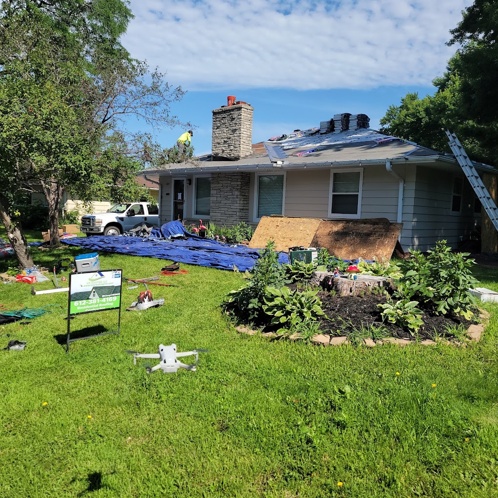 CM Roofing LLC – Minnesota photo