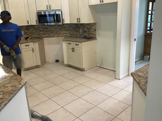 Cutting Edge Flooring Services - Houston, TX photo