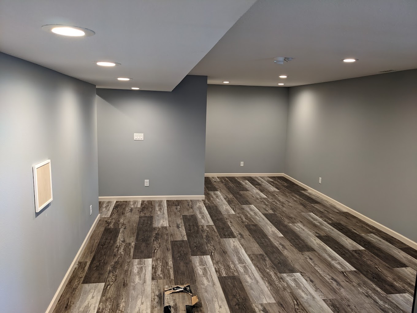 Diamond Flooring LLC | Concrete Coating & Repair in Des Moines, Iowa photo