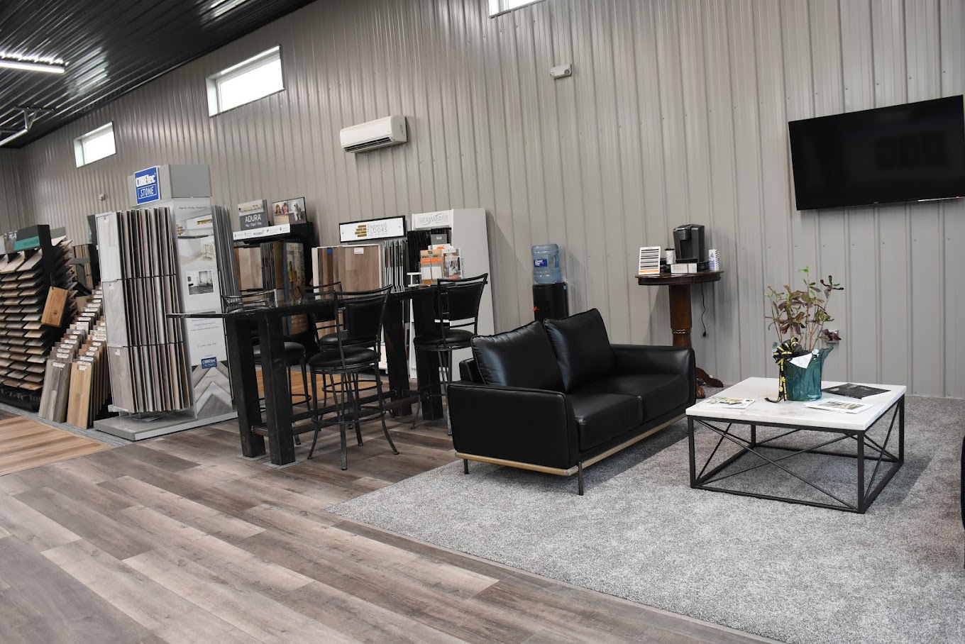 Iowa Floor Covering | Quality Flooring Sales & Installation in Bondurant photo