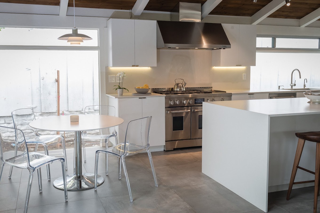 Oasis Builders Los Angeles Home Remodeling & Construction photo