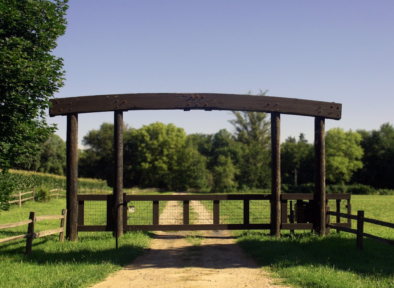 Quality Fence | Papillion's Trusted Fence Company for Residential and Commercial Needs photo