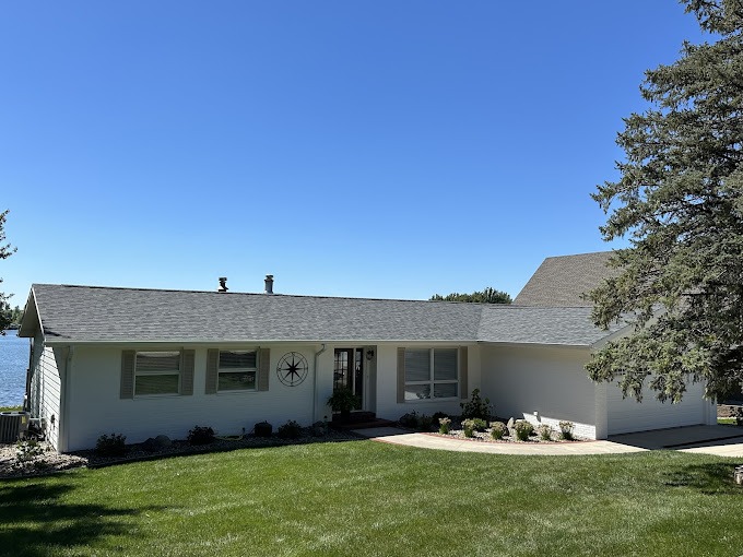 Roofers of Minnesota Co. photo