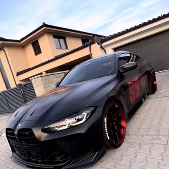 Auto Luxury Detail: Premium Mobile Detailing Services at Your Doorstep photo