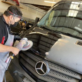 Automobili Country Club: Comprehensive Car Care & Detailing Services