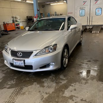 Consumer Auto Body Repair – Expert Collision Repair & Car Restoration photo