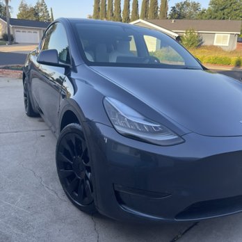 JR’s Mobile Auto Detailing: Quality Auto Care Delivered to Your Door photo