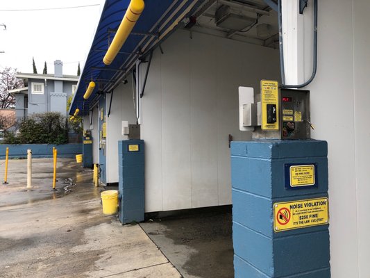 Solar Car Wash, a Complete Checklist for a Waterless Car Wash photo