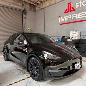 Stay Glossy Auto Detailing: Premium Car Wash & Holiday Detailing Services photo